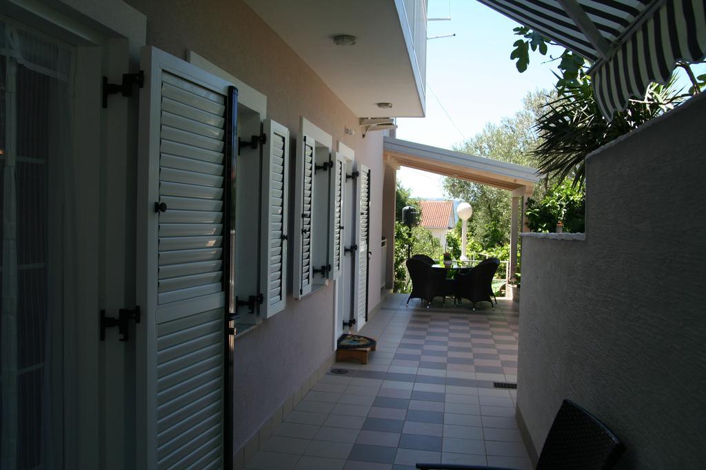 Apartments Soldo Pinezići Exterior foto